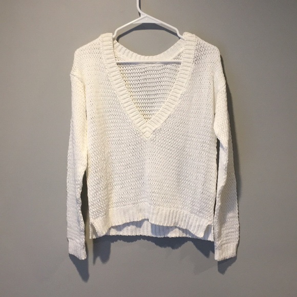 💙2/$15 ASOS white low-back sweater - Picture 2 of 2